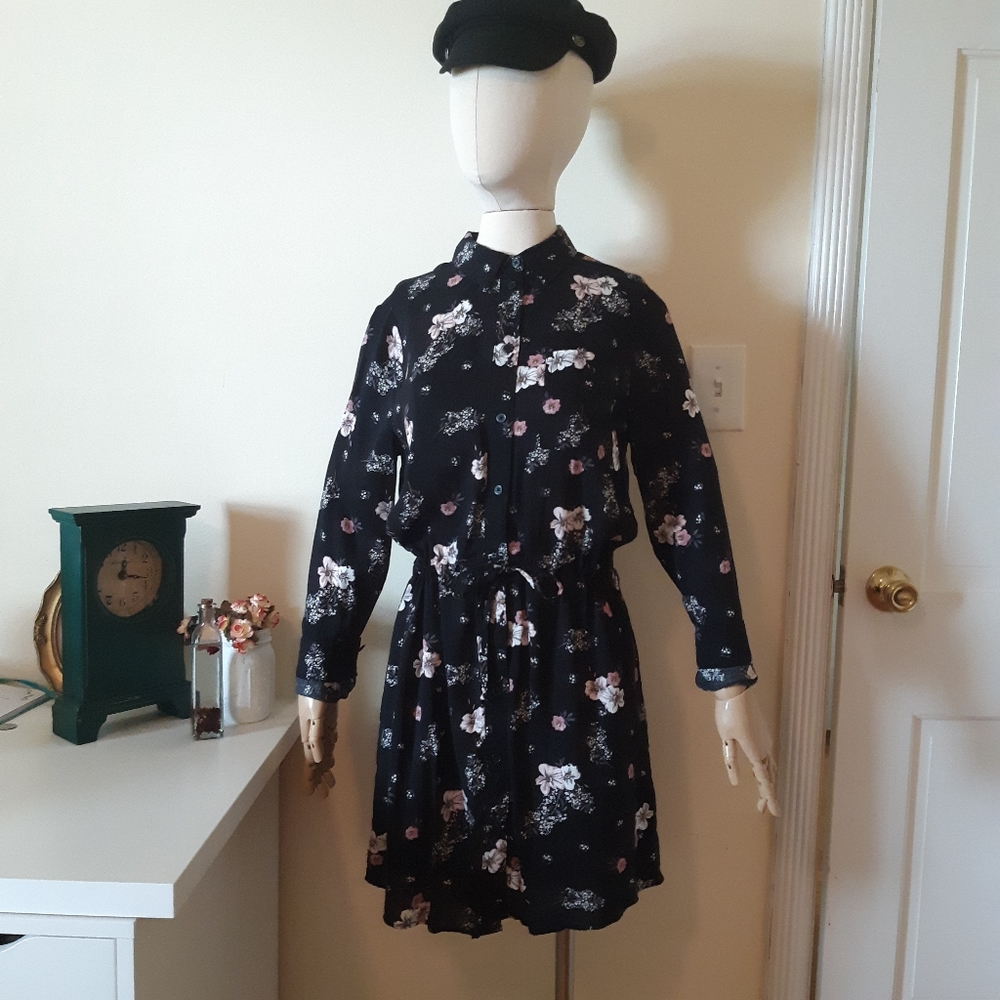 Devided/H&M  black Floral Dress
